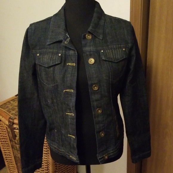 Jean jacket - Picture 2 of 5
